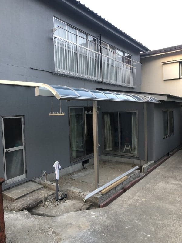 鹿児島市　テラス屋根　設置工事